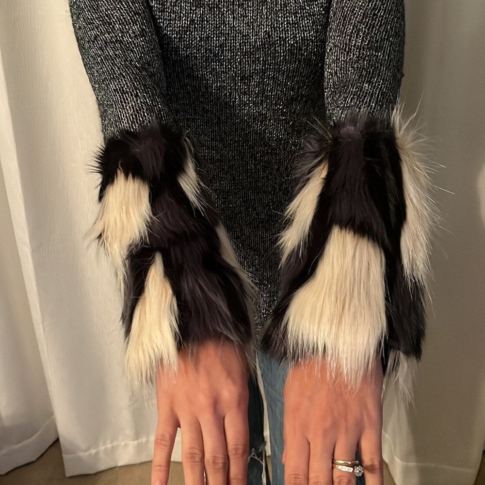 Boston Proper Black & White Cold-Shoulder Sweater with Faux Fur Cuffs - Picture 2 of 4